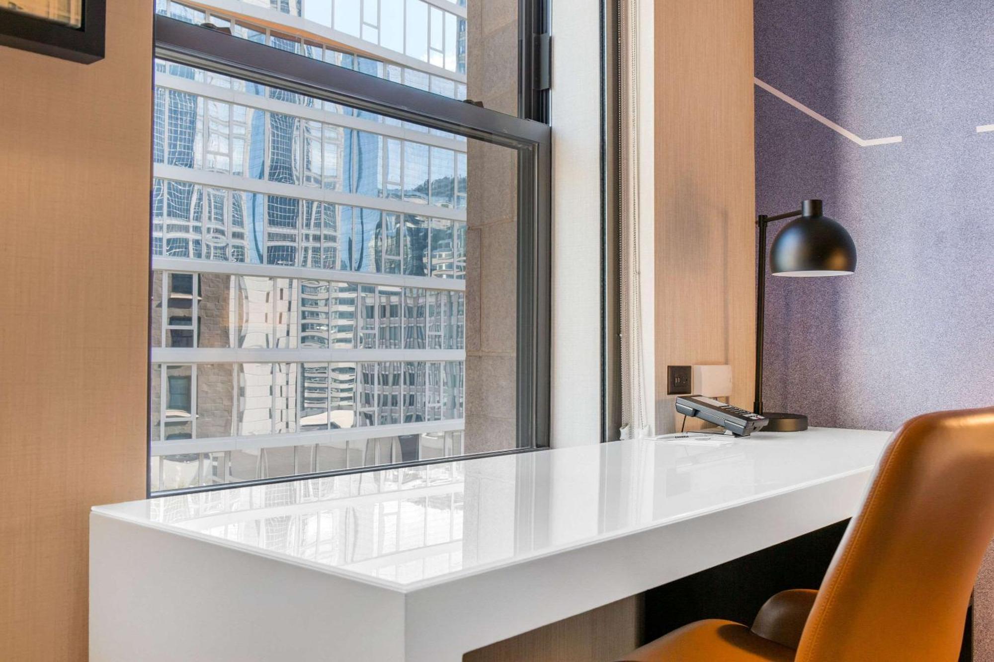 Cambria Hotel Chicago Loop - Theatre District Екстериор снимка