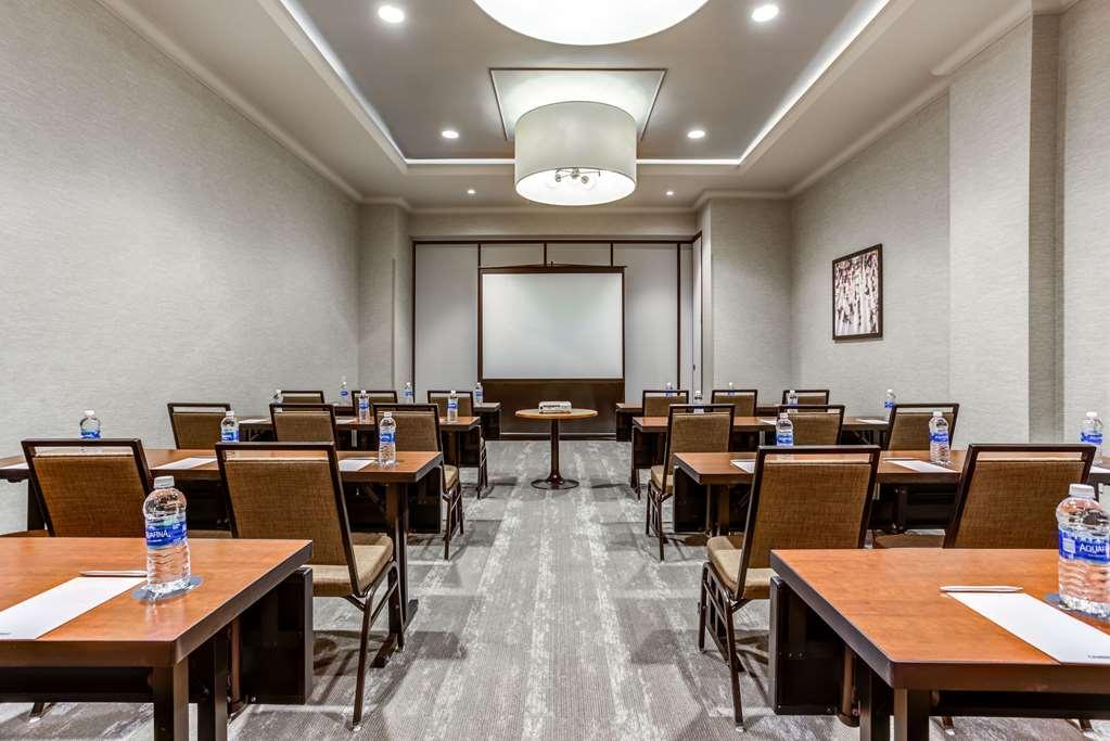 Cambria Hotel Chicago Loop - Theatre District Съоръжения снимка