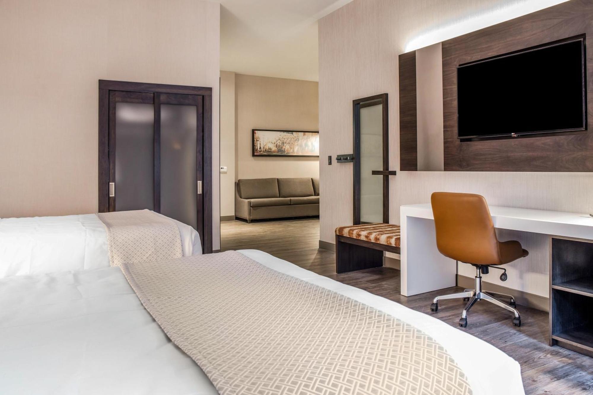 Cambria Hotel Chicago Loop - Theatre District Екстериор снимка
